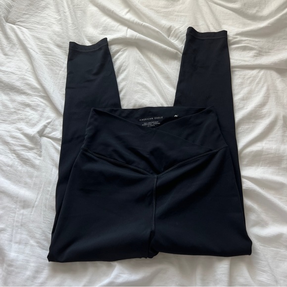 American Eagle Outfitters Pants - American eagle crossover waist leggings